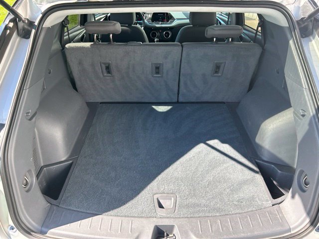 Used 2020 Chevrolet Blazer LT FWD image 38
