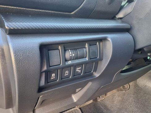 Certified 2023 Subaru Crosstrek 2.0i Premium image 9