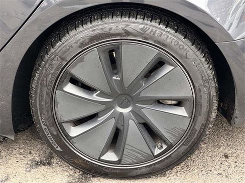 Used 2024 Tesla Model 3 Long Range image 11