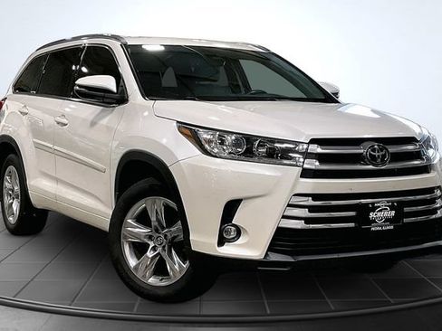 Used 2019 Toyota Highlander Limited AWD/4WD image 14