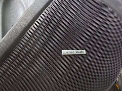 Used 2023 Subaru Forester Limited image 29