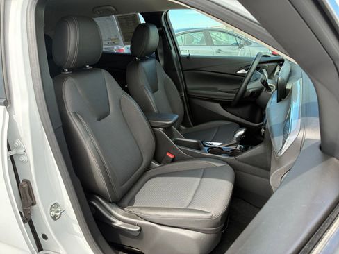 Used 2025 Buick Encore GX Preferred FWD image 35