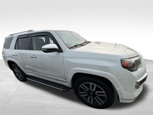 Used 2023 Toyota 4Runner Limited AWD/4WD image 15