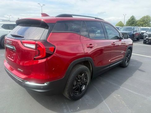 Used 2023 GMC Terrain AT4 AWD/4WD image 8