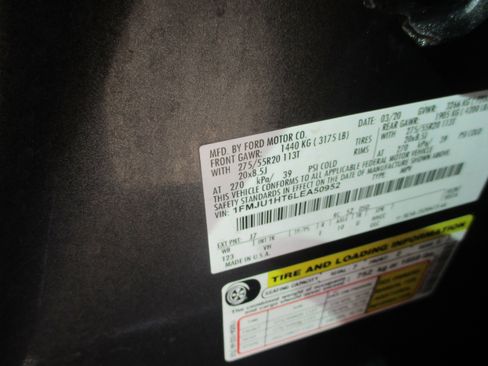 Used 2020 Ford Expedition XLT w/ Equipment Group 202A image 24