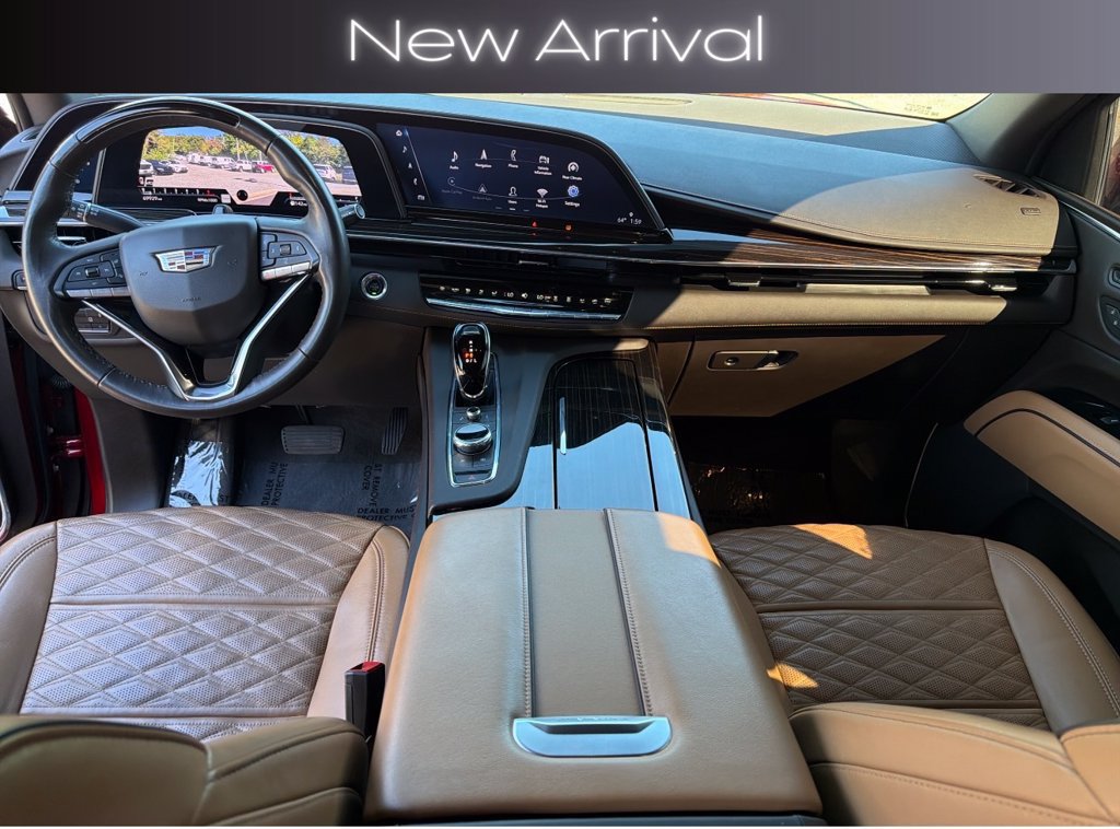 Used 2022 Cadillac Escalade Premium Luxury w/ Performance Package AWD/4WD image 10