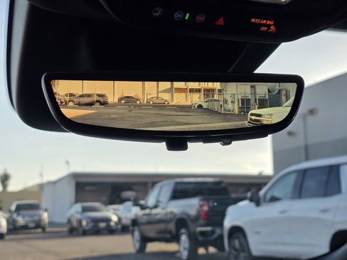 New 2026 Chevrolet Equinox EV LT w/ Convenience Package II image 34