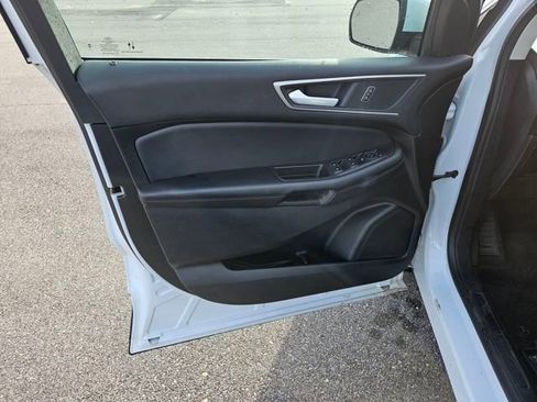 Used 2024 Ford Edge SEL image 10