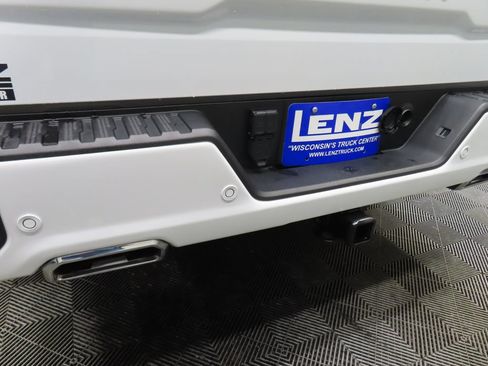 Used 2023 GMC Sierra 1500 AT4 w/ Technology Package AWD/4WD image 55