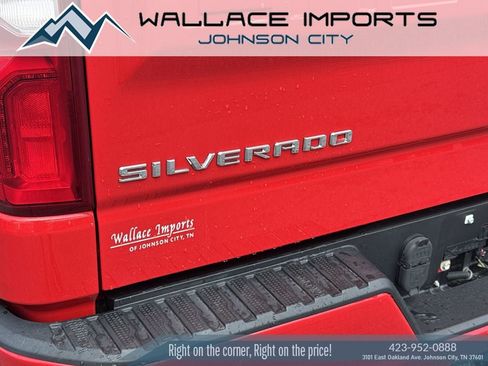 Used 2020 Chevrolet Silverado 1500 RST AWD/4WD image 10