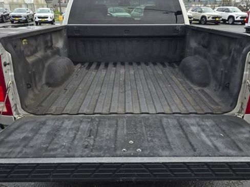 Used 2007 GMC Sierra 1500 SLE w/ SLE2 Audio Package image 8