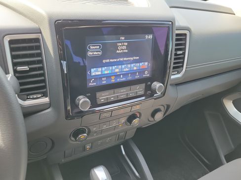 Certified 2024 Nissan Frontier SV w/ Technology Package RWD image 23