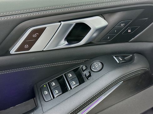 Used 2024 BMW X5 sDrive40i image 15