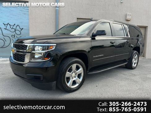 Used 2017 Chevrolet Suburban LS w/ All-Season Package RWD image 1