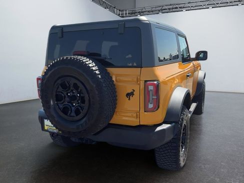 Used 2022 Ford Bronco Wildtrak image 5