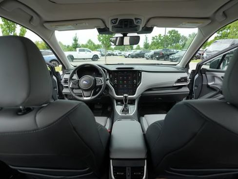 Used 2025 Subaru Outback Limited AWD/4WD image 26