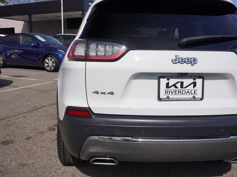 Used 2019 Jeep Cherokee Limited image 13
