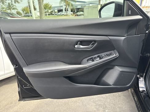 Used 2022 Nissan Sentra SV image 19