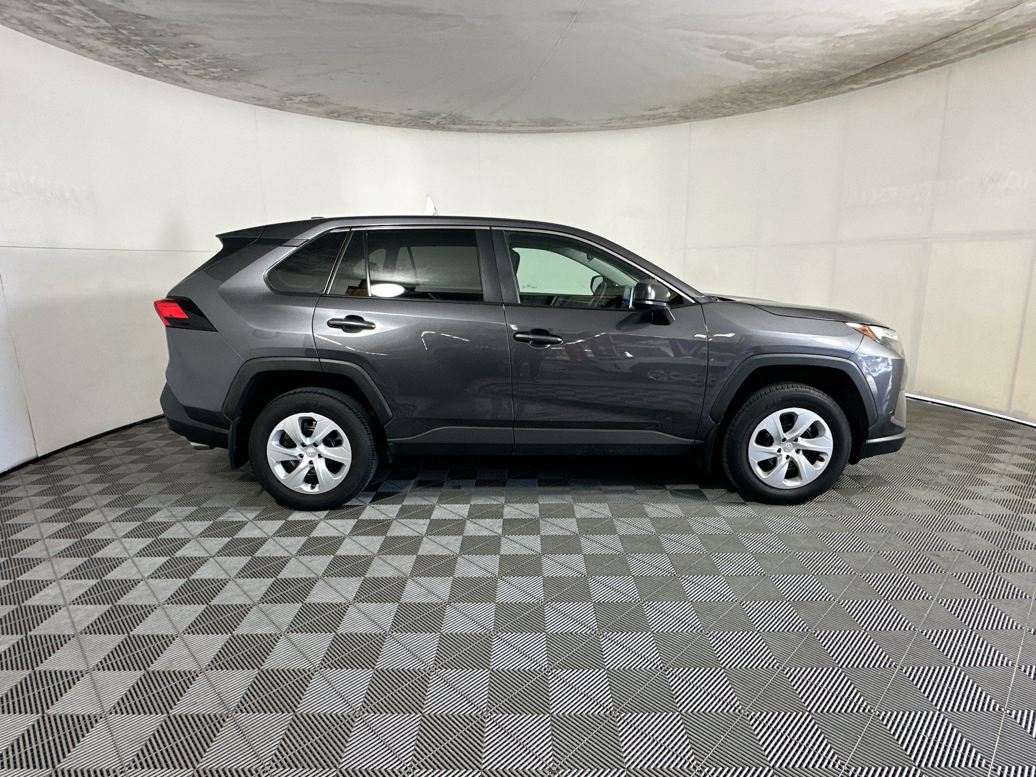 Certified 2025 Toyota RAV4 LE AWD/4WD image 2