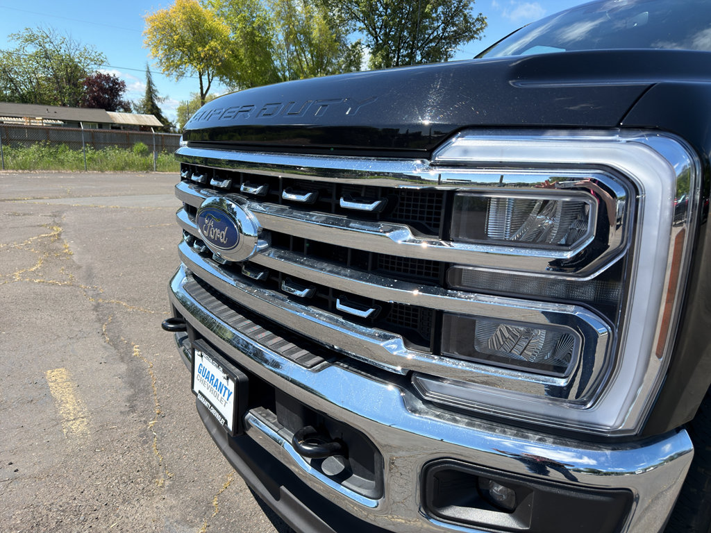 Used 2025 Ford F350 Lariat w/ Camper Package AWD/4WD image 4