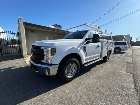 Used 2018 Ford F250 XL w/ Power Equipment Group RWD image 13