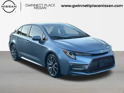 Used 2020 Toyota Corolla SE w/ SE Premium Package image 3