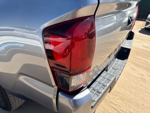 Used 2021 Toyota Tacoma SR w/ SR Convenience Package RWD image 10