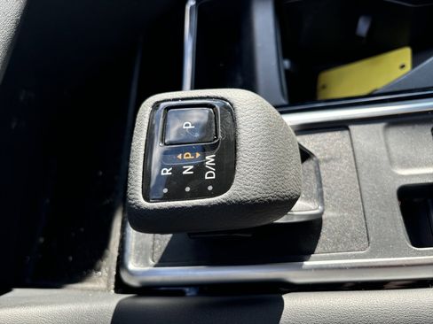 Used 2024 Nissan Pathfinder SV w/ Black Appearance Package image 25