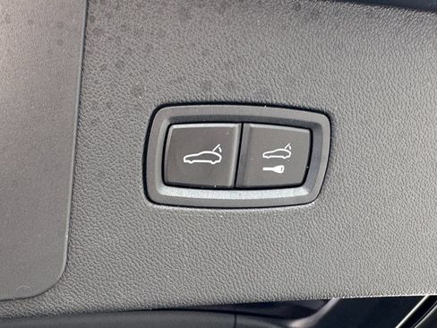 Used 2023 Porsche Cayenne Platinum Edition AWD/4WD image 26