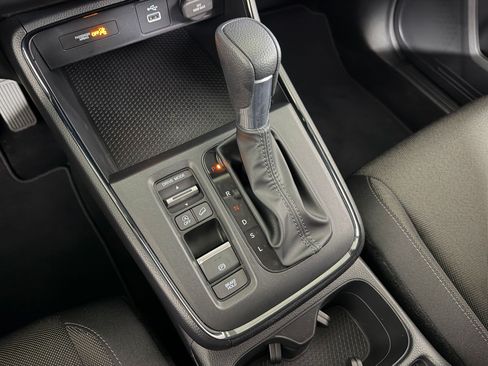Used 2025 Honda CR-V LX image 14