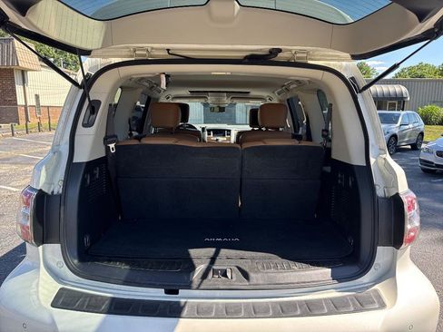 Used 2018 Nissan Armada Platinum w/ Captain Seat Package AWD/4WD image 8