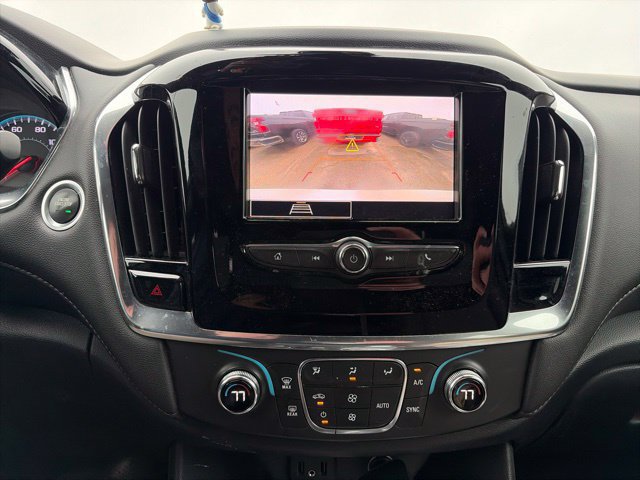Used 2023 Chevrolet Traverse LT FWD image 10