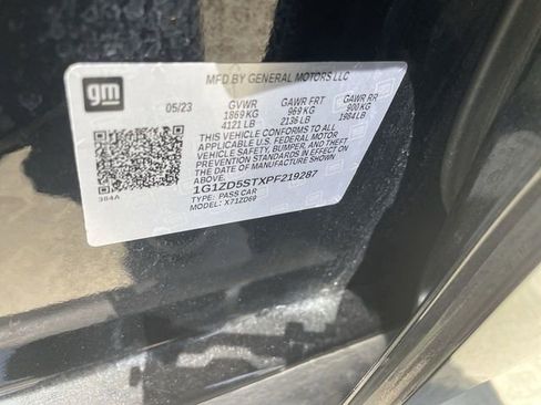 Used 2023 Chevrolet Malibu LT FWD image 34