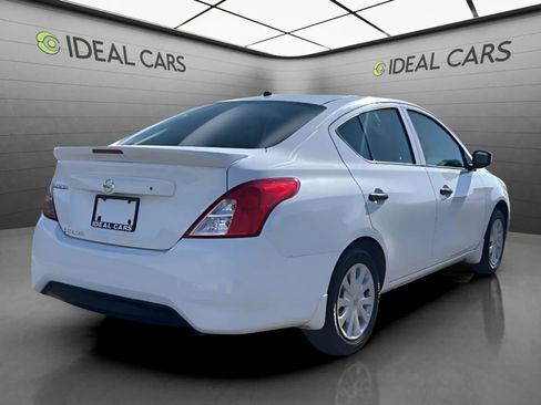 Used 2019 Nissan Versa S Plus FWD image 5