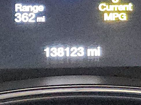 Used 2018 Jeep Grand Cherokee Laredo AWD/4WD image 25