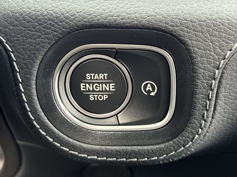 New 2026 Mercedes-Benz GLE 53 AMG 4MATIC Coupe image 33