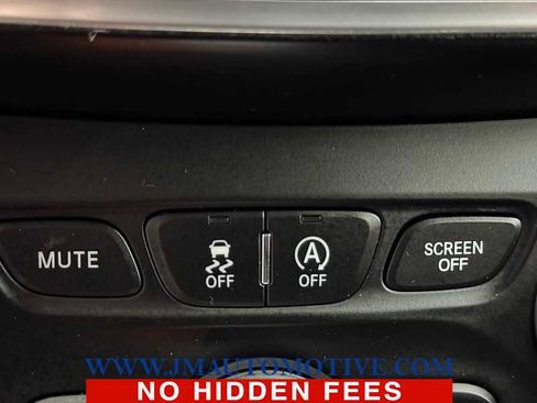 Used 2020 Jeep Cherokee Limited image 41