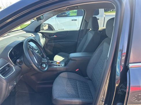 Used 2023 Chevrolet Equinox LT FWD image 8