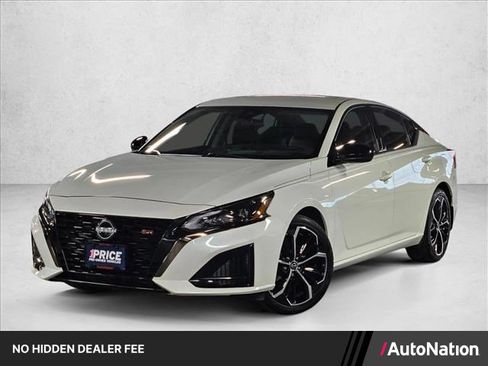 Used 2025 Nissan Altima 2.5 SR FWD image 1