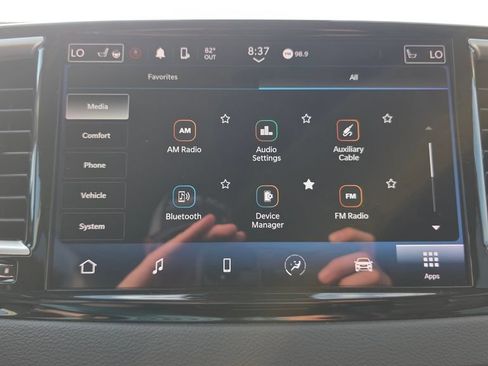 Certified 2024 Chrysler Pacifica Touring-L FWD image 36