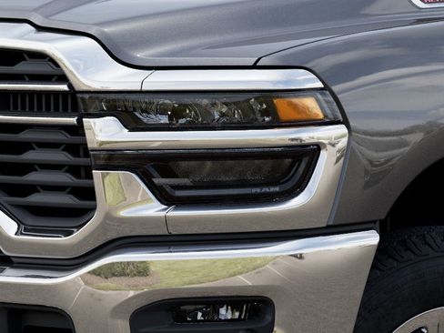 New 2026 RAM 2500 Tradesman AWD/4WD image 36