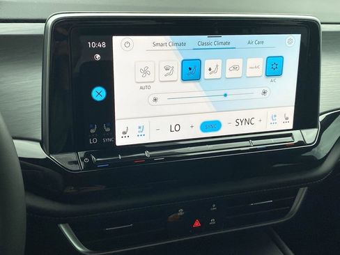 New 2026 Volkswagen Atlas Cross Sport SE image 23