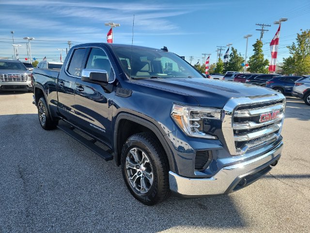 Certified 2020 GMC Sierra 1500 SLE w/ SLE Value Package AWD/4WD image 12