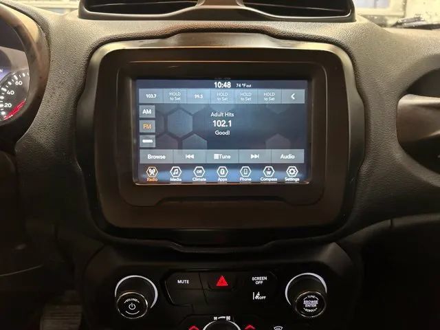 Used 2021 Jeep Renegade Latitude AWD/4WD image 24