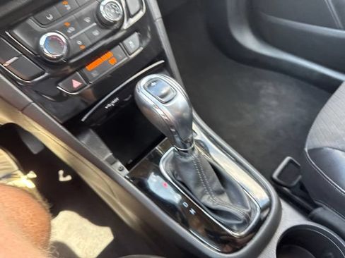 Used 2018 Buick Encore Preferred AWD/4WD image 18