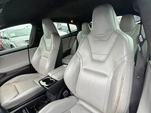 Used 2015 Tesla Model S 85D image 7