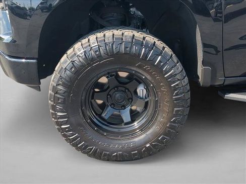Used 2023 Chevrolet Silverado 1500 LT Trail Boss w/ LT Trail Boss Premium Package AWD/4WD image 24