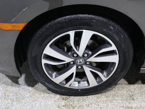 Used 2022 Honda Odyssey Touring image 8