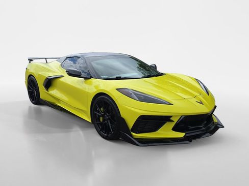 Used 2022 Chevrolet Corvette Stingray Premium Conv w/ Z51 Performance Package RWD image 9