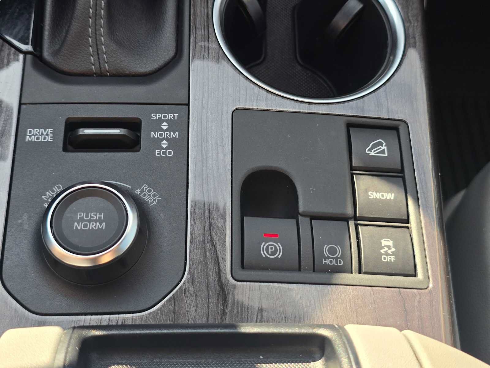 Used 2023 Toyota Highlander Limited AWD/4WD image 28